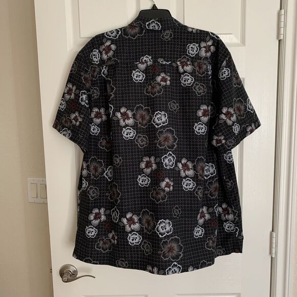 TOMMY BAHAMA Island Modern Fit Black Floral Hibiscus Shirt Men’s Size XL X - Picture 2 of 12
